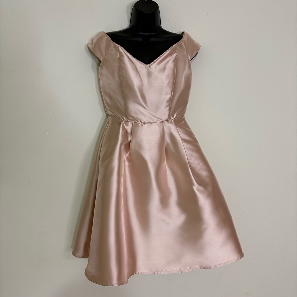 Haute Nites Baby Pink Cocktail/Homecoming Dress - Size 5